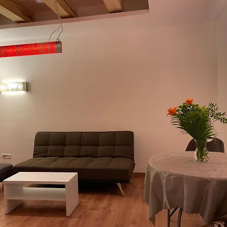 Savoya4 Old Center Self Checkin Workspacestudio 아파트