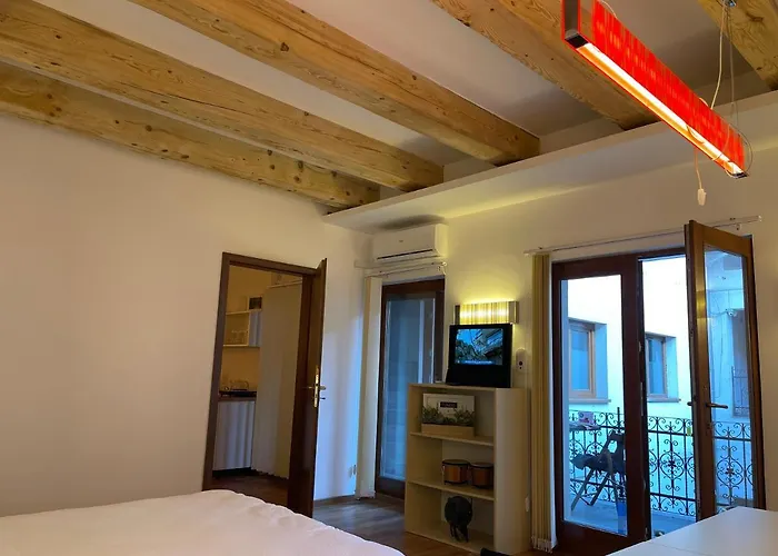 Savoya4 Old Center Self Checkin Workspacestudio Lägenhet